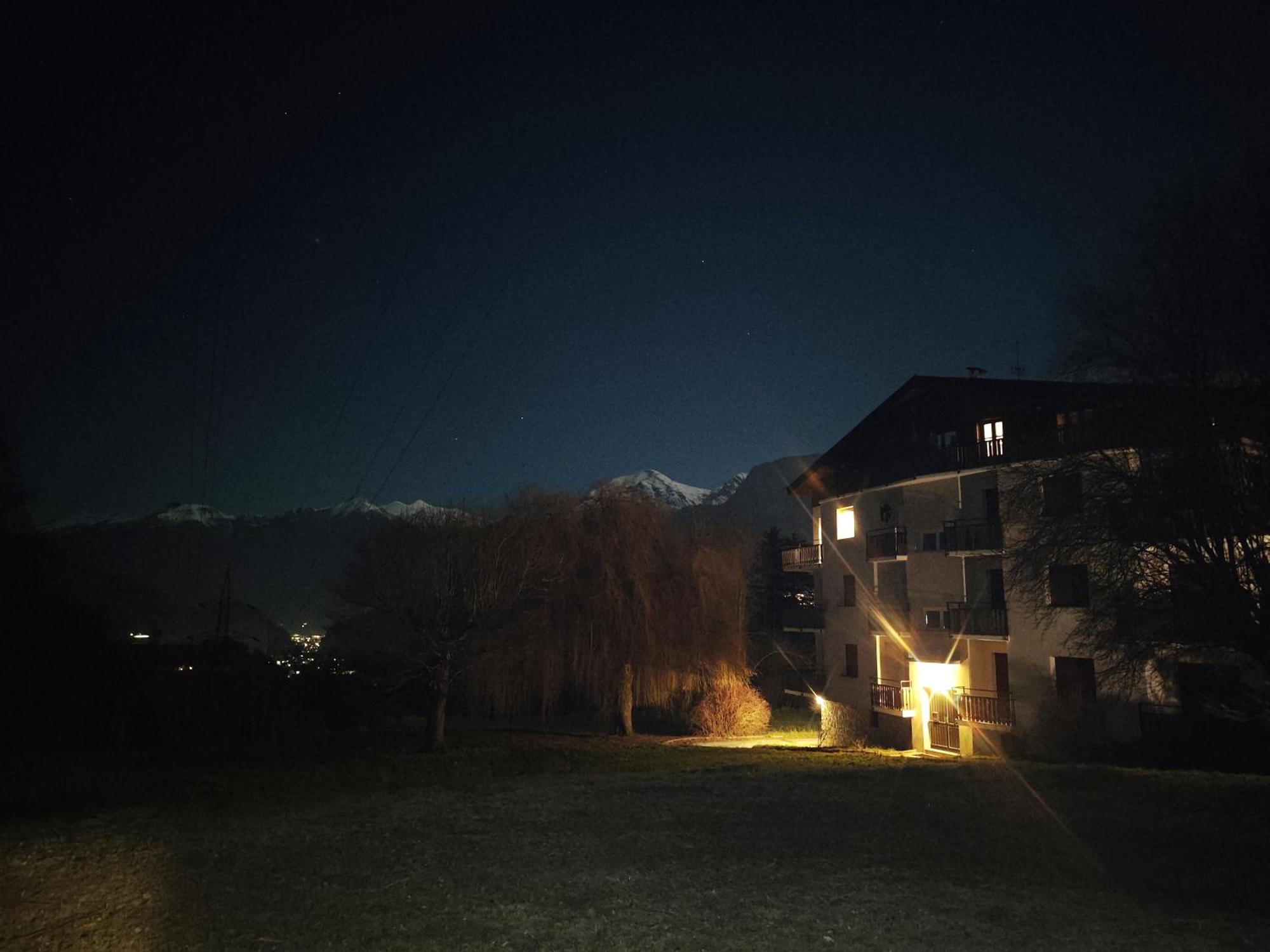 Feel Like Home - Vista Montagna, Vicino Lago Di Como Maggio Kültér fotó